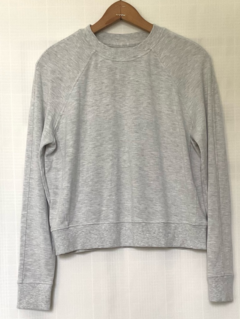 lululemon athletica Heather Gray Crew Sweatshirt